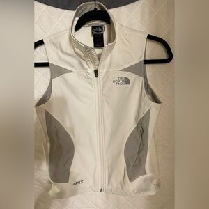 Perfect North Face vest